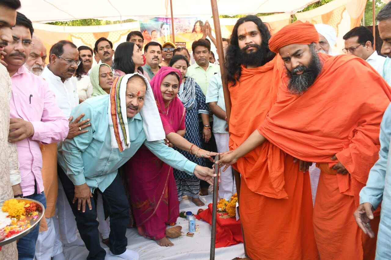 भव्य कलश यात्रा 14 को, कौशिक जी महाराज होंगे शामिल