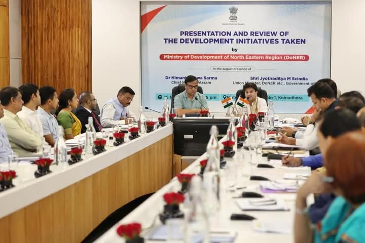 सिंधिया-सरमा: पूर्वोत्तर विकास पर गहन चर्चा ,परियोजनाओं की समीक्षा बैठक