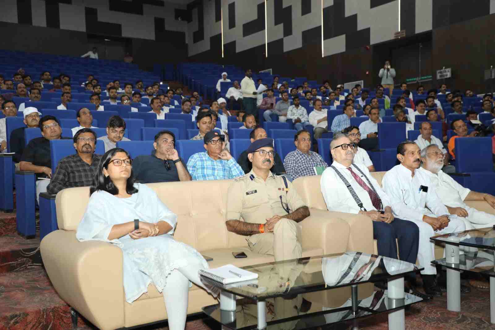 आपदा से सुरक्षा: जनप्रतिनिधियों, अधिकारियों को ट्रेनिंग।