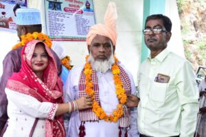 सर्व धर्म सद्भावना समारोह में हज यात्रा पर जाने वालों का किया सम्मान