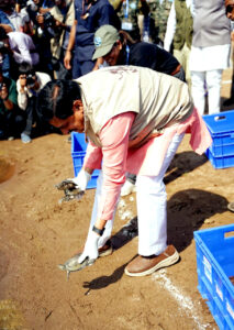 मुख्यमंत्री ने कूनो नदी में रिलीज किये घड़ियाल और कछुए 2