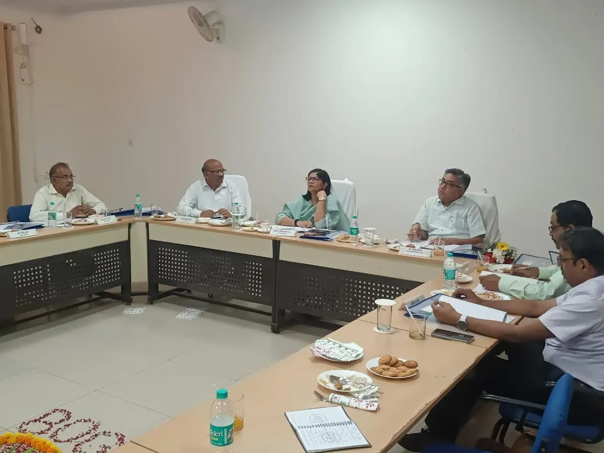 डॉ. भीमराव अंबेडकर पॉलीटेक्निक कॉलेज में बनेगा 100 बिस्तर का छात्रावास

कॉलेज के संचालक मंडल की बैठक सम्पन्न