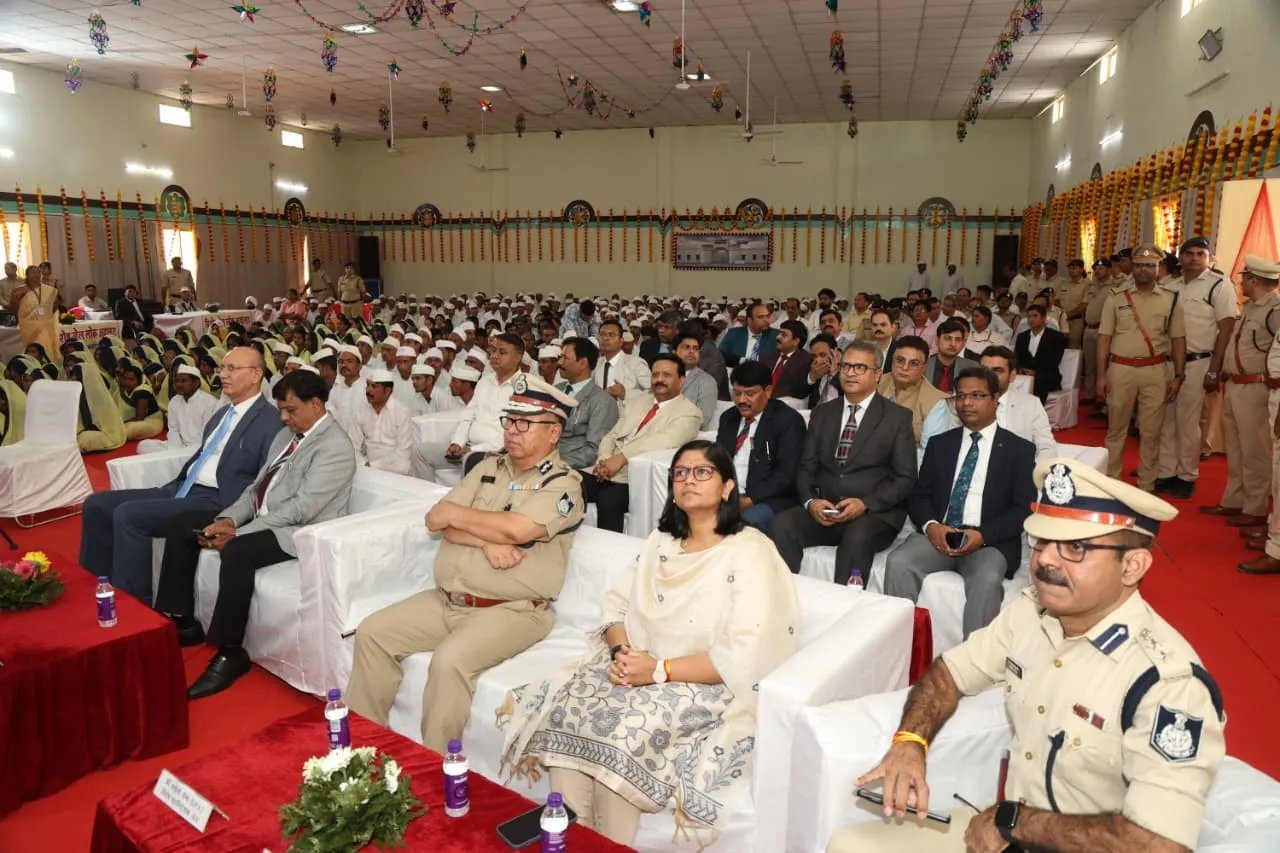 सकारात्मक व्यक्तित्व को अपनाने की दिशा में प्रयासरत रहना चाहिये - मुख्य न्यायाधिपति श्री संजीव सचदेवा 

प्रदेशव्यापी “विशेष जेल लोक अदालत” का आयोजन हुआ 

“विशेष जेल लोक अदालत” में 17 बंदियों की रिहाई के हुए आदेश 