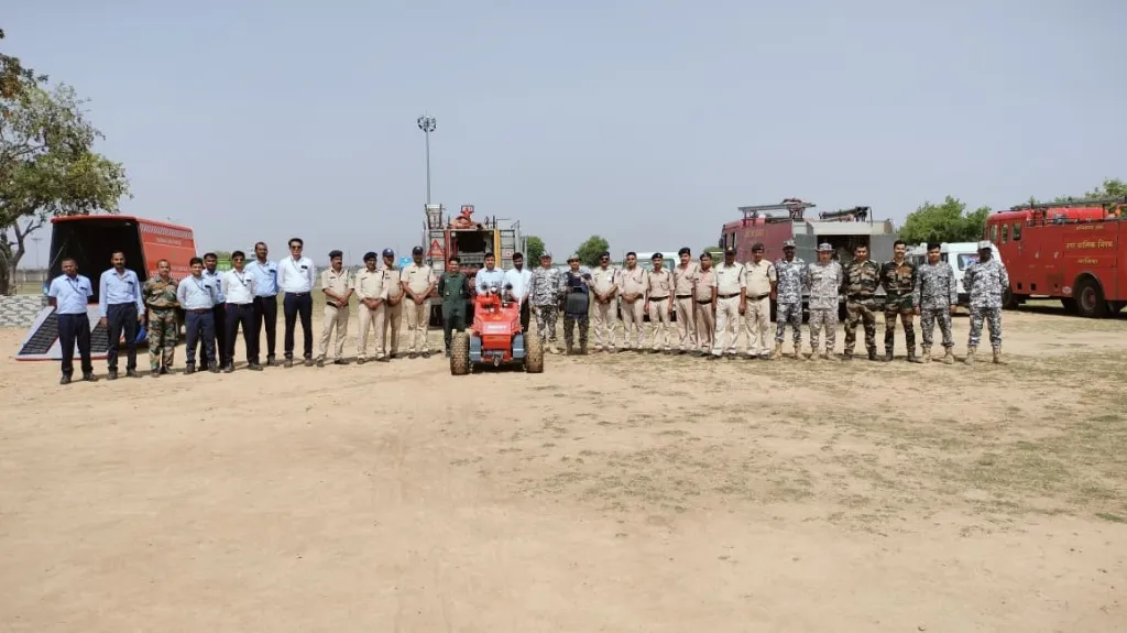 नगर निगम ग्वालियर एवं एयर फोर्स एवं मालनपुर फायर ब्रिगेड द्वारा की गई ज्वाइंट एक्सरसाइज