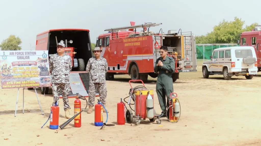 नगर निगम ग्वालियर एवं एयर फोर्स एवं मालनपुर फायर ब्रिगेड द्वारा की गई ज्वाइंट एक्सरसाइज