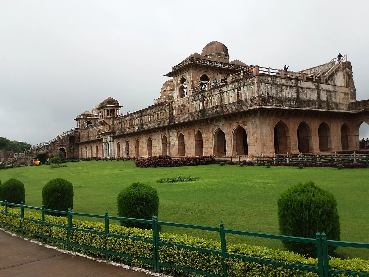 सार्वजनिक स्थलों को महिलाओं के लिए बनाया जाएगा सुरक्षित एवं सुविधायुक्त