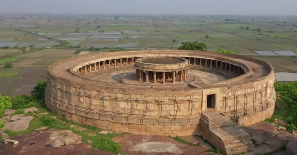 Near Gwalior Tourist Places पास के 10 बेस्ट घूमने की जगहें