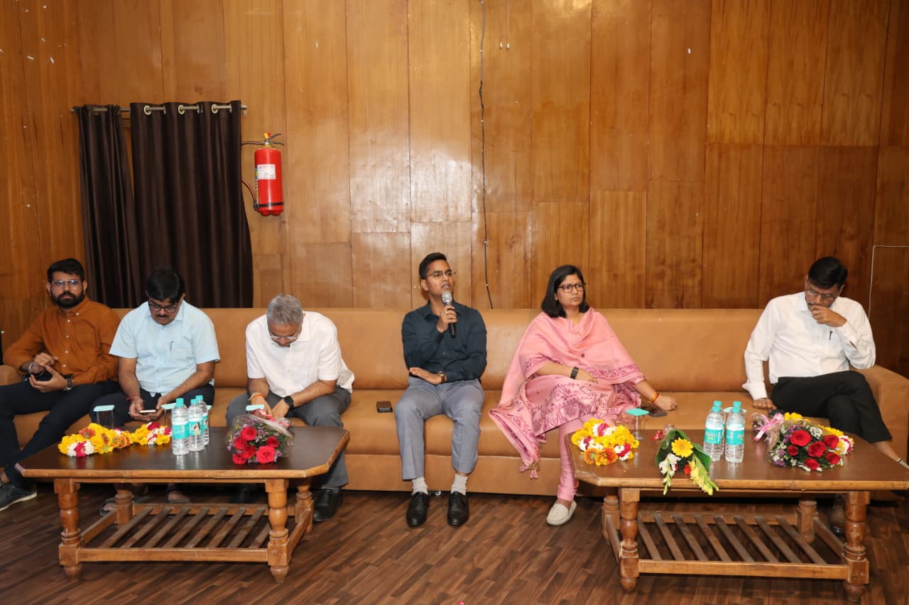 जनगणना-2027 ग्वालियर में 82 ट्रेनर्स का प्रशिक्षण शुरू, जानिए डिजिटल जनगणना, 34 बिंदुओं की जानकारी और पूरी प्रक्रिया की अहम बातें अभी।