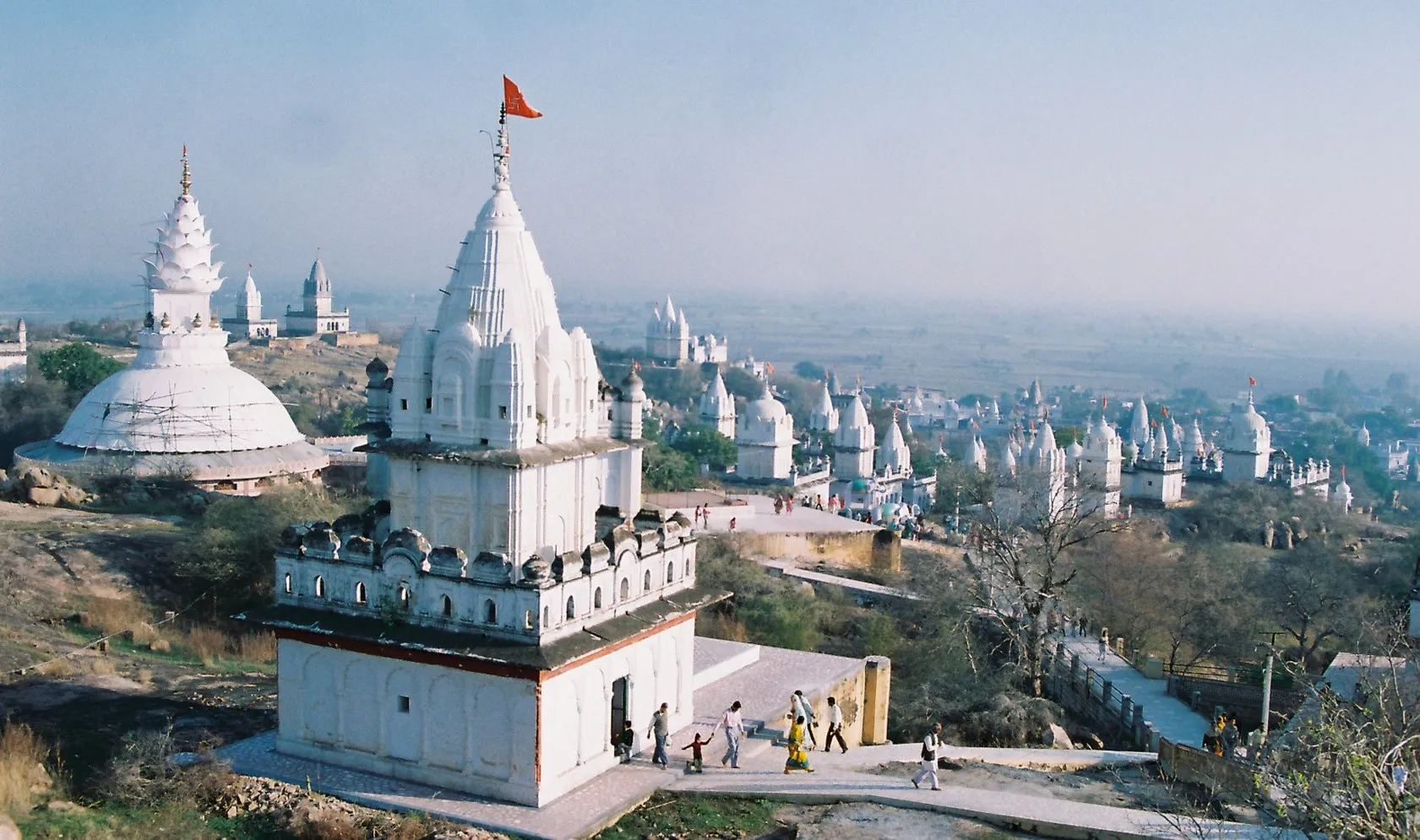 Near Gwalior Tourist Places पास के 10 बेस्ट घूमने की जगहें