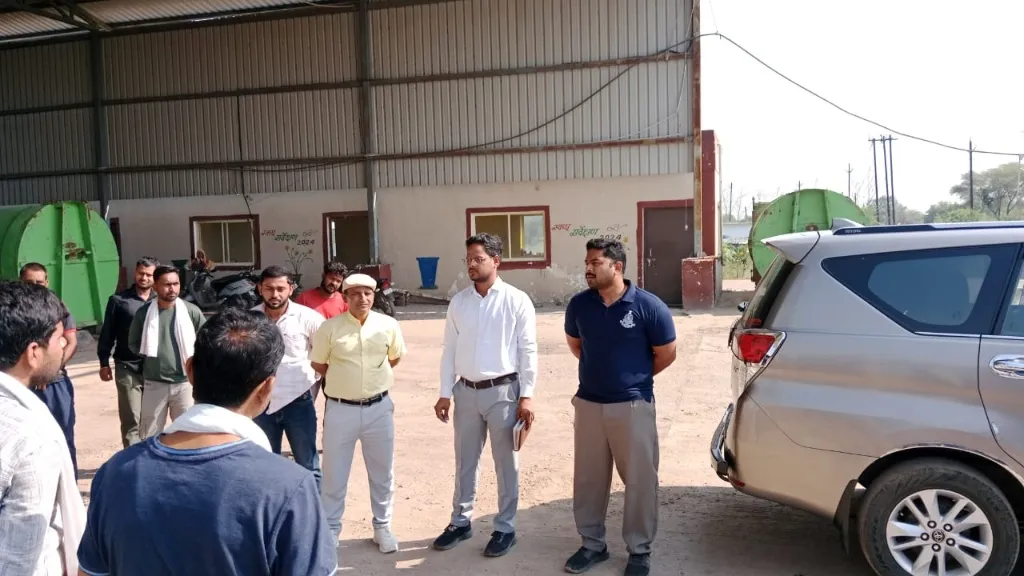 अपर आयुक्त ने ली क्लास, बच्चों को पढाया स्वच्छता का पाठ 
जलालपुर सीएंडडी वेस्ट प्लांट पर मिली गंदगी पर सुपरवाइजर को नोटिस जारी
