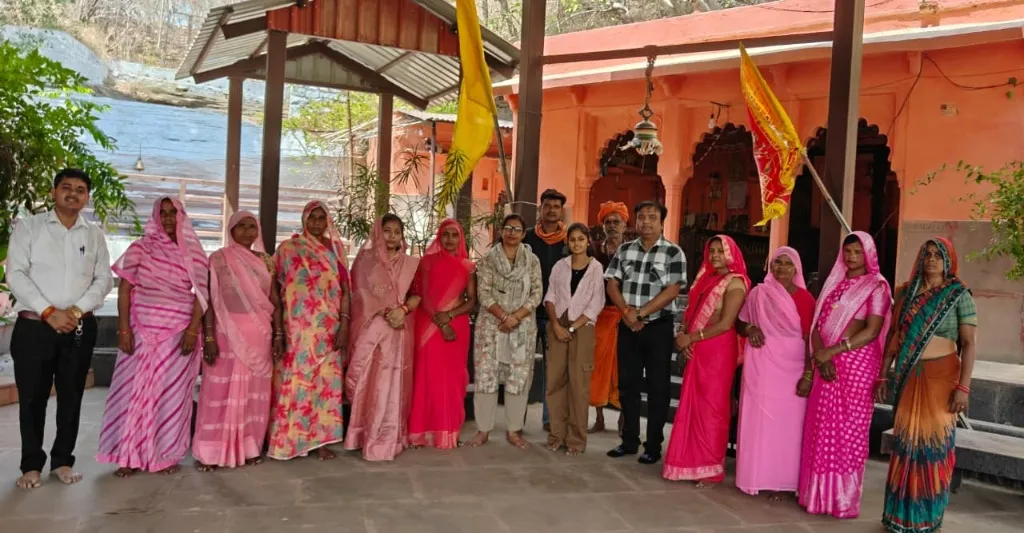 जल गंगा संवर्धन एवं स्वच्छता अभियान में महिलाओं की सक्रिय भागीदारी 