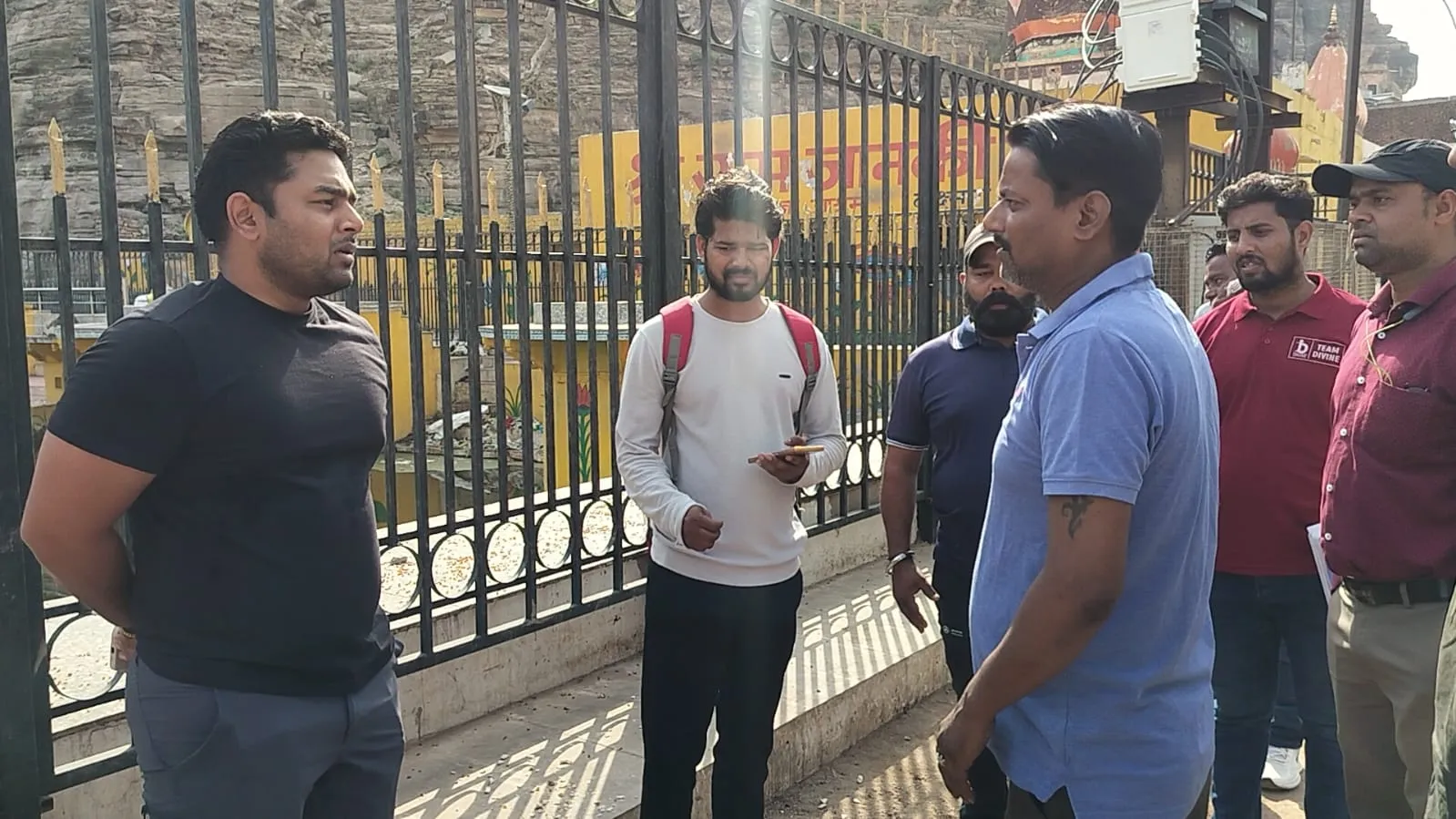 अपर आयुक्त ने किया निरीक्षण, गायब मिले कर्मचारी
गाड़ी धुलाई मशीन को जब्त करने के निर्देश