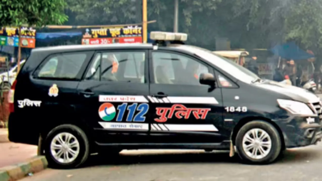 थाना अतरसुइया एंटी रोमियो स्क्वाड व महिला बीट अधिकारियों द्वारा सार्वजनिक स्थानों में जागरूकता अभियान चलाया गया