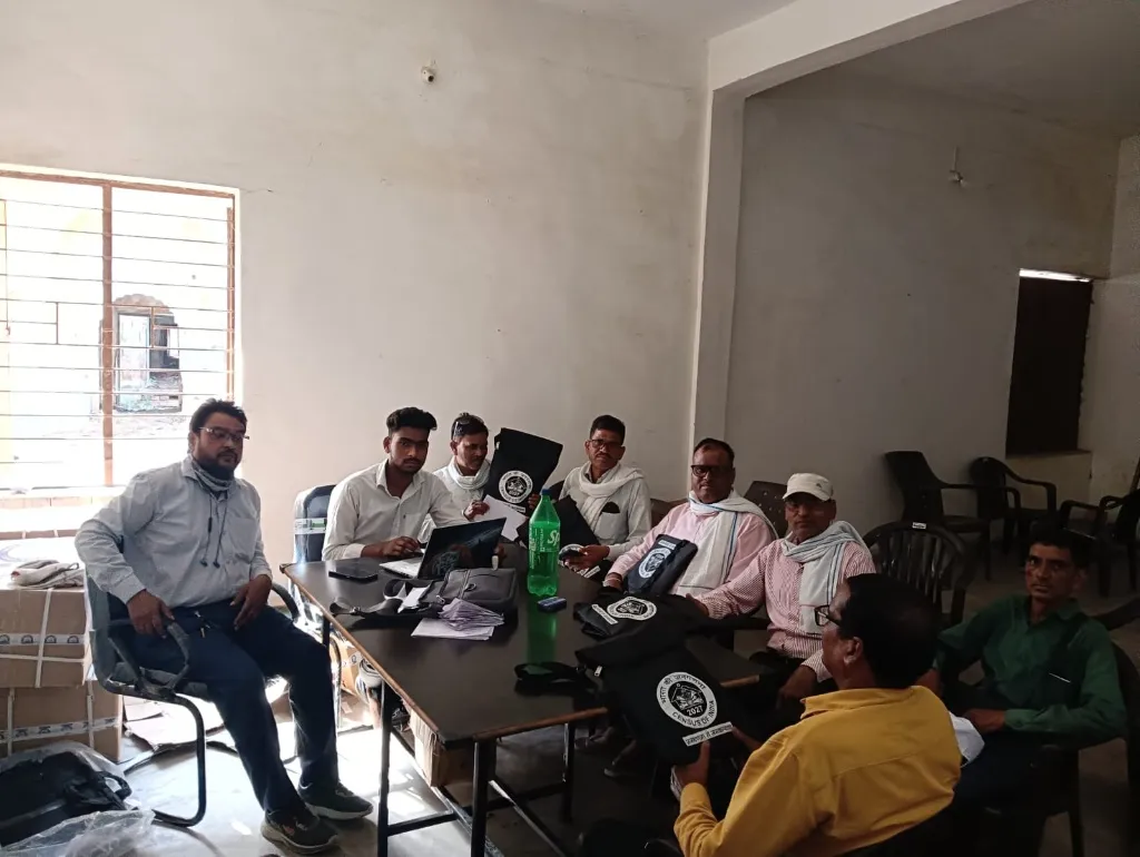 ग्वालियर जिले में उत्साहपूर्वक शुरू हुआ जनगणना का काम 

जनगणना के लिये निकले प्रगणकों का स्थानीय निवासियों ने किया आत्मीय स्वागत 

प्रथम चरण में हो रहा है मकान सूचीकरण व मकानों की गणना का काम 