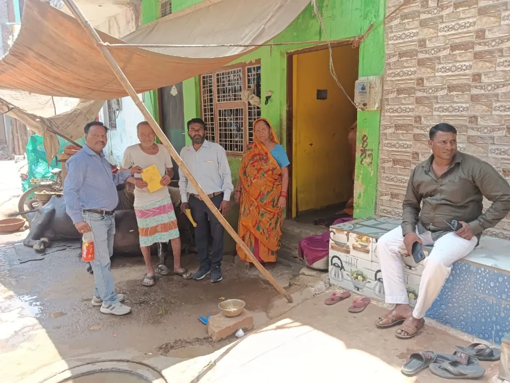 खुले में गोबर बहाने पर किए गए कई स्थानों पर जुर्माने

गोबर फैलाने पर 28 हजार एवं गंदगी फैलाने पर 16 हजार का जुर्माना
