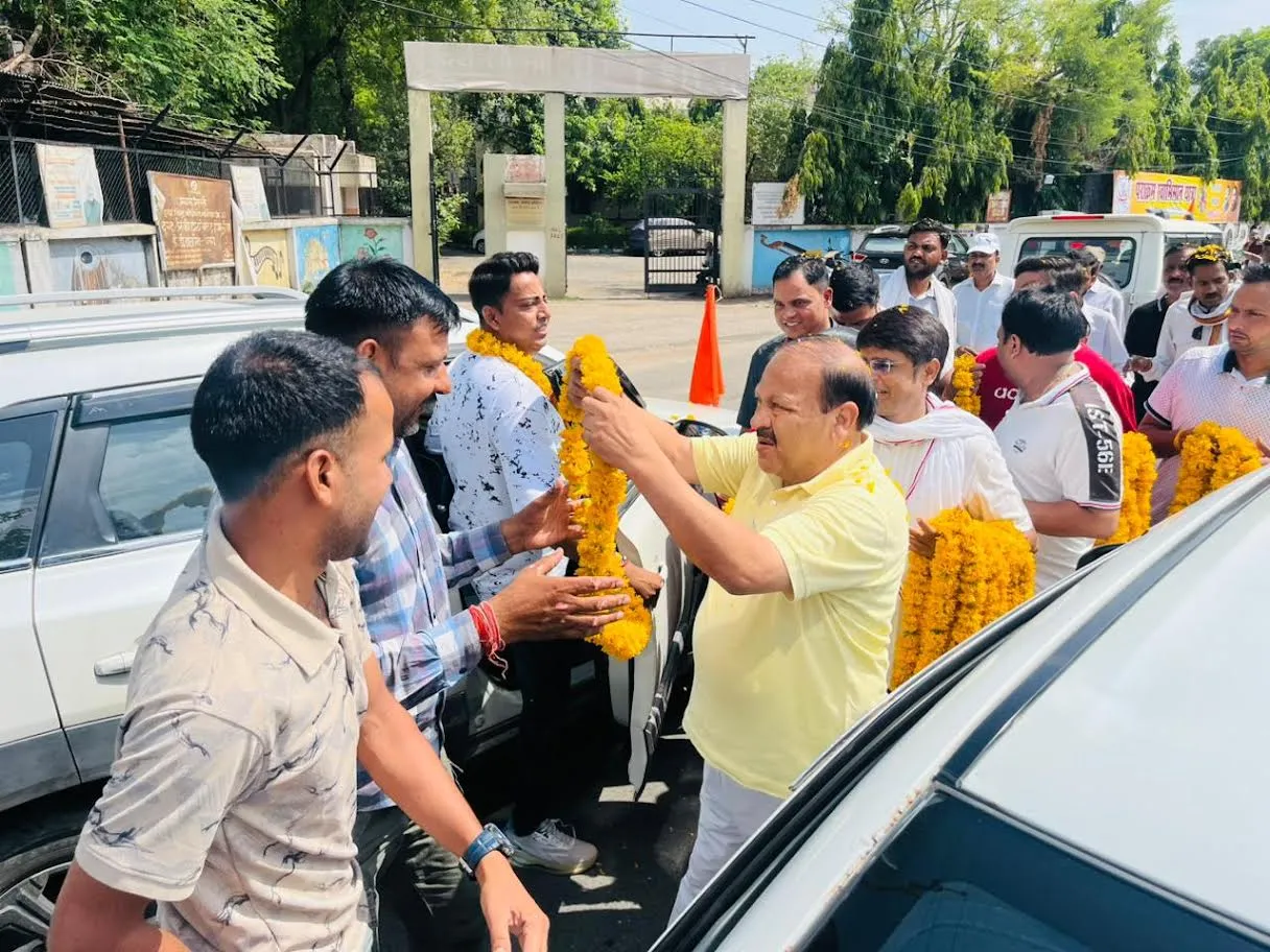 विधायक डाॅ. सिकरवार ने पराक्रम स्वाभिमान यात्रा का किया स्वागत