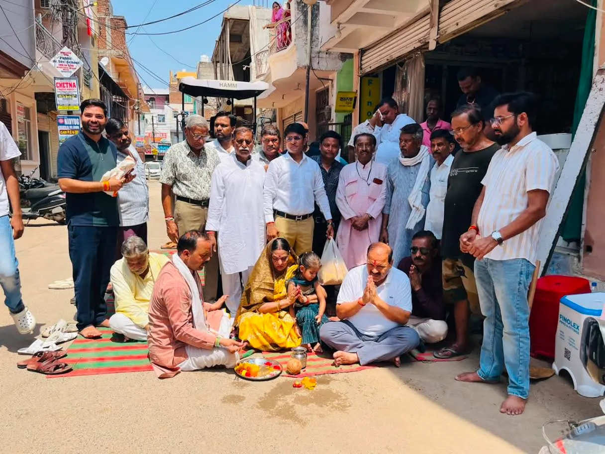 डामरीकरण से बनने वाली कई सड़कों के निर्माण के लिये विधायक डाॅ. सिकरवार ने किया भूमिपूजन  *वार्ड 27 में होगा 46 लाख रूपये से डामरीकरण रोड निर्माण कार्य