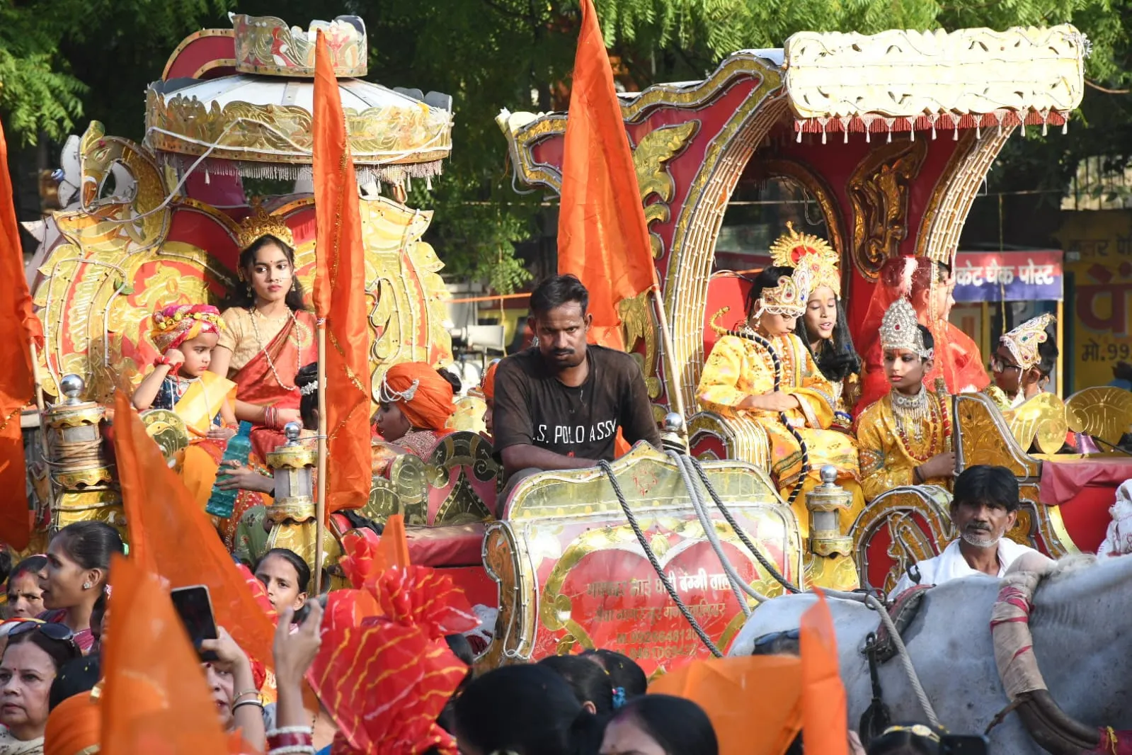 मातृ शक्ति शौर्य यात्रा से दिया राष्ट्रभक्ति और सांस्कृतिक गौरव का संदेश
-भारत माता, राम दरबार और लक्ष्मीबाई की झांकियां रही आकर्षण का केंद्र
ग्वालियर। वीरांगना महारानी लक्ष्मीबाई के बलिदान दिवस पर गुरुवार को